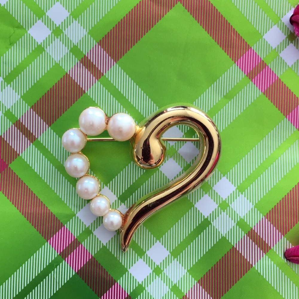 Heart Shape Pin
